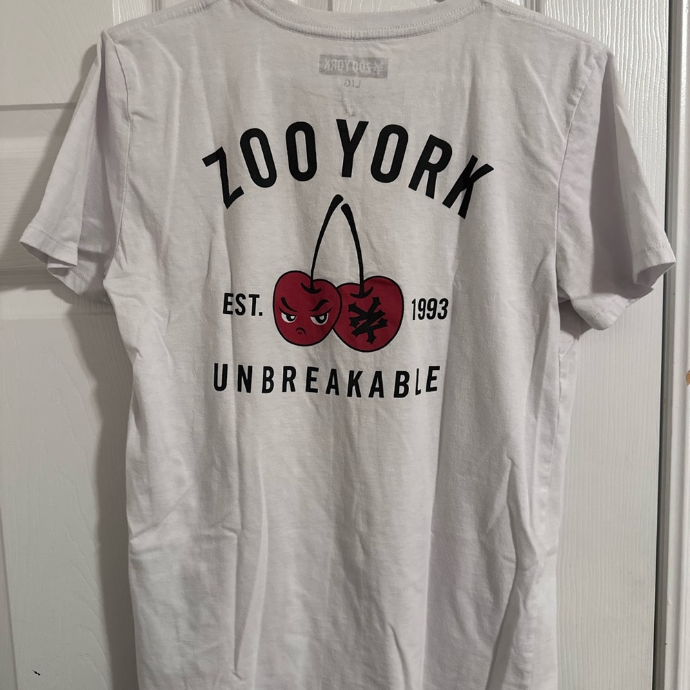 Woman zoo York tee